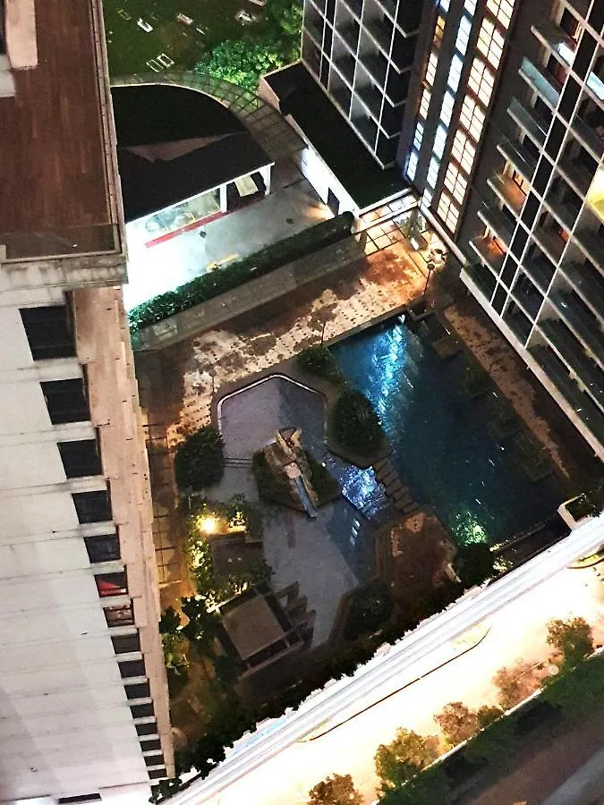 Summer Suite At Kuala Lumpur Klcc By Tengku Homestay