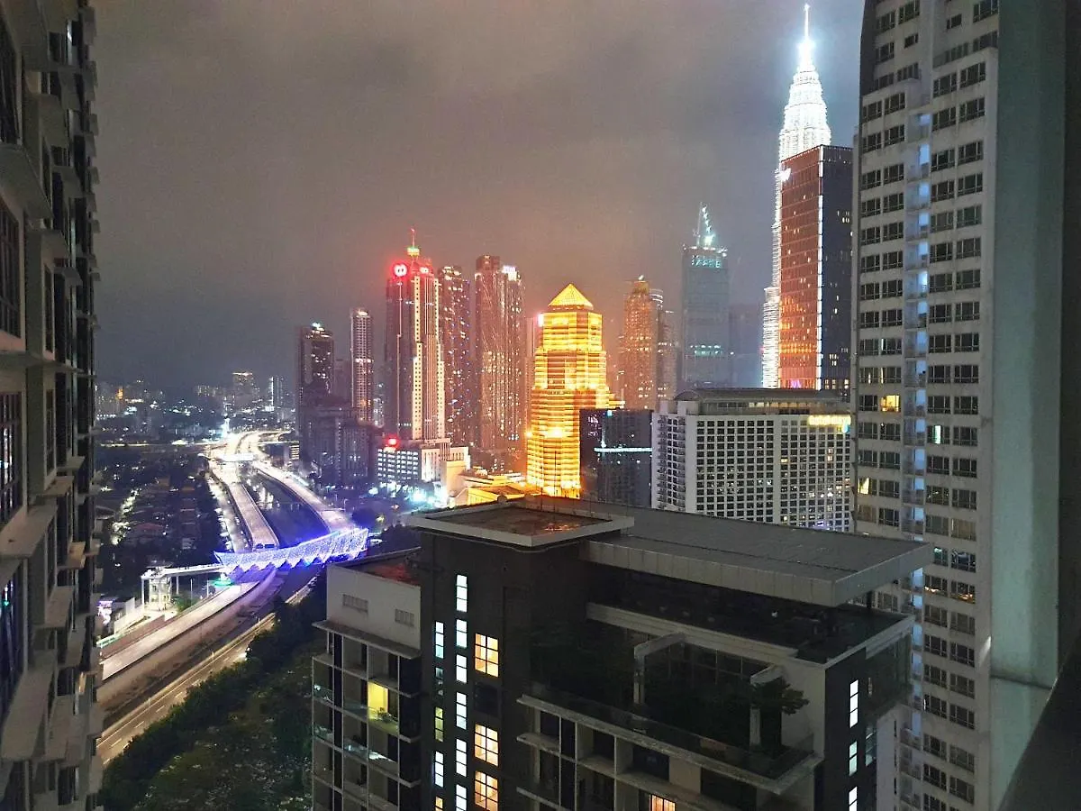 Apartment Summer Suite At Kuala Lumpur Klcc By Tengku Homestay