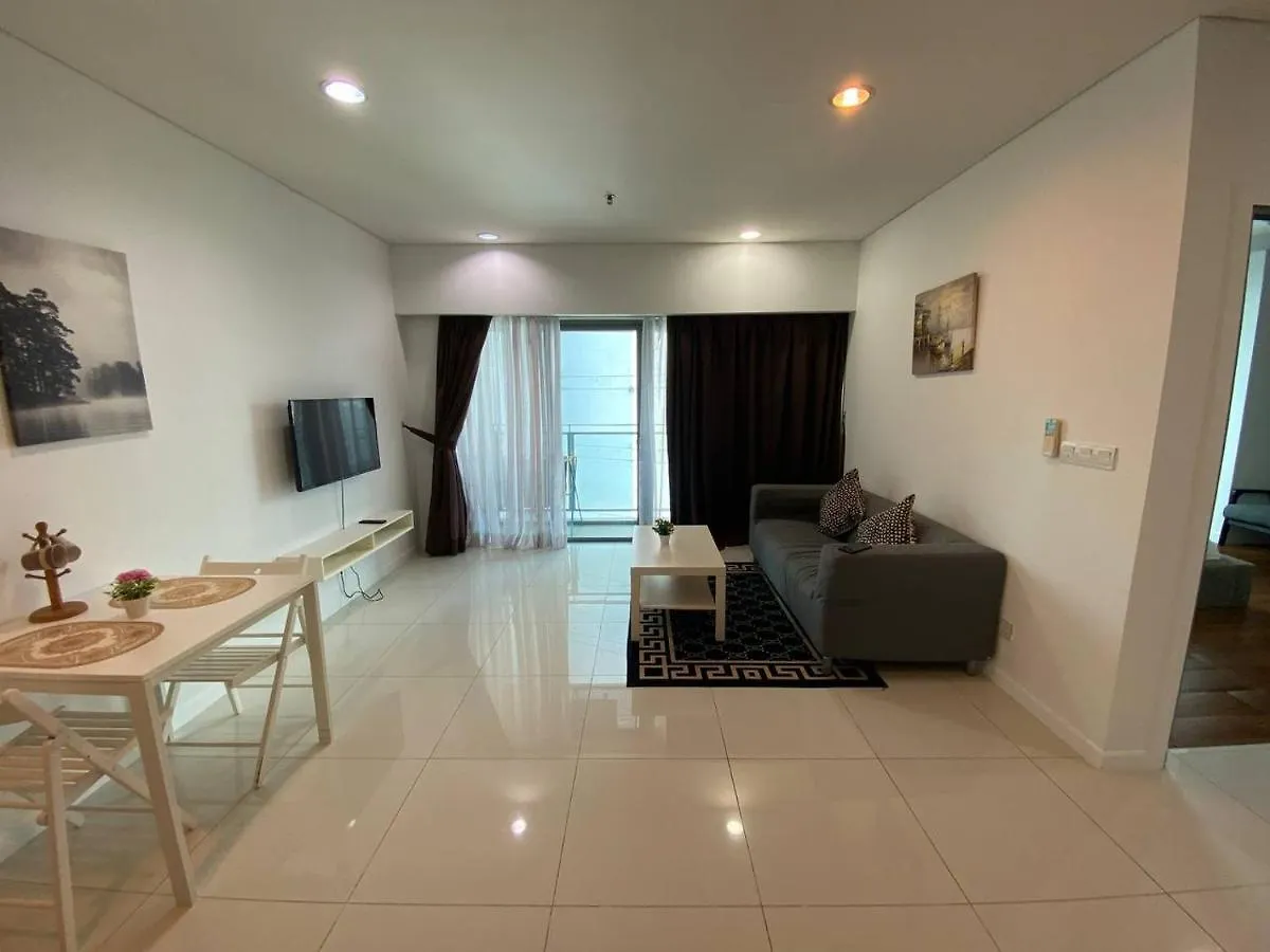 Apartment Summer Suite At Kuala Lumpur Klcc By Tengku Homestay